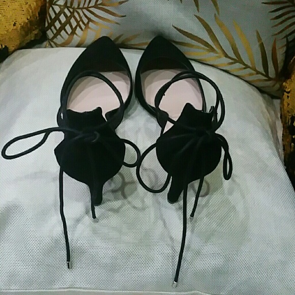 Kelly & Katie - Picture 4 of 5